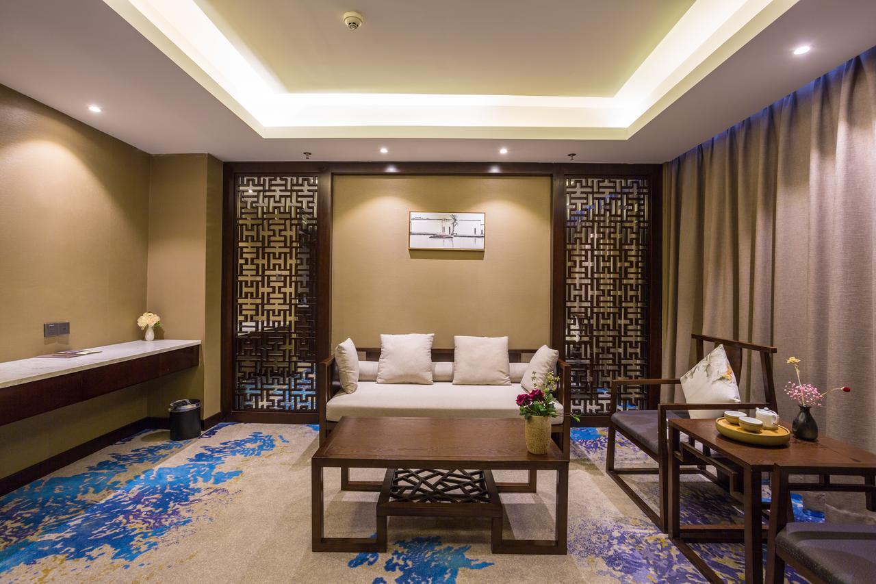 Metropolo Jinjiang Xuzhou Railway Station Suning Plaza Chudu Hotel Kültér fotó
